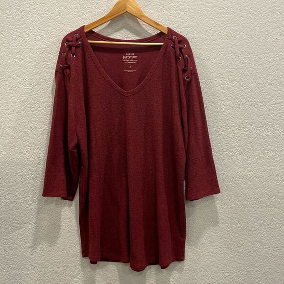 Torrid Super Soft Plush Red Lace Up 3/4 Sleeves V Neck Sweater Top Size 3X - Picture 2 of 8